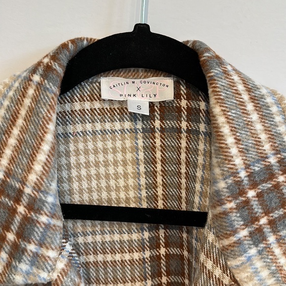 Pink Lily. Caitlin Covington. Small. - Picture 2 of 3